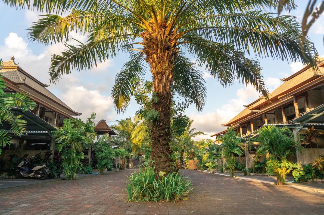 Townhouse, Pool & Kitchen, Ubud, Cucus Mondokアパートホテル エクステリア 写真