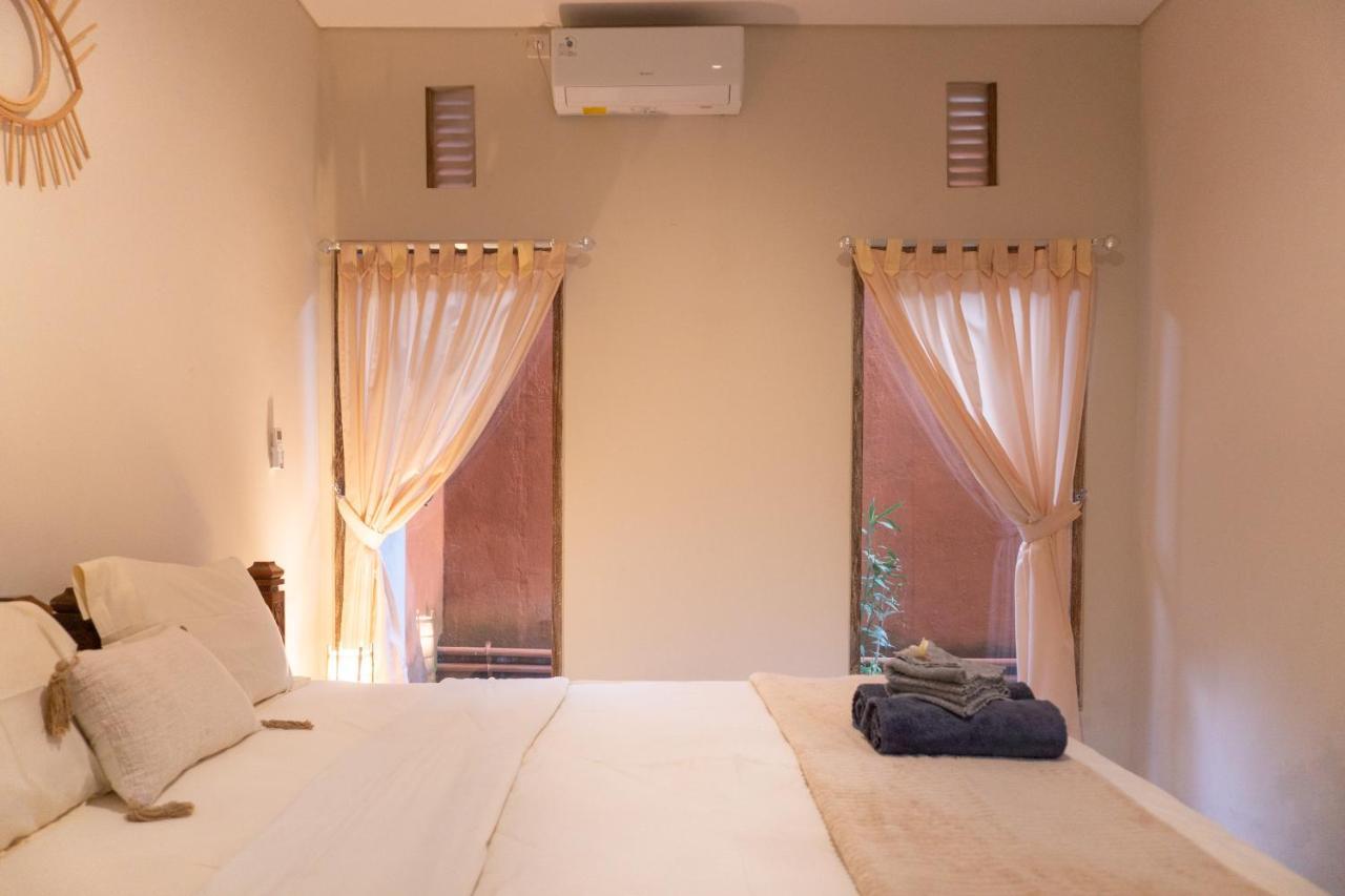 Townhouse, Pool & Kitchen, Ubud, Cucus Mondokアパートホテル エクステリア 写真
