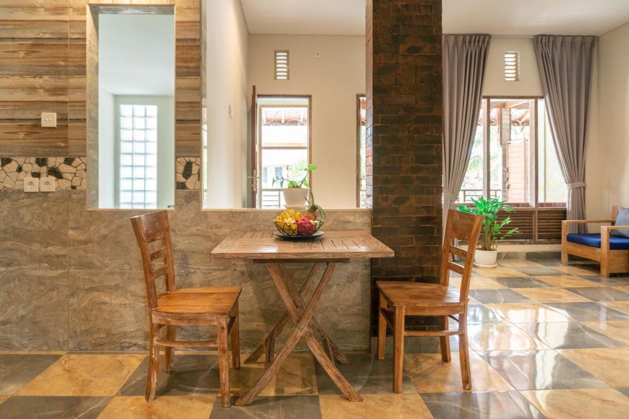 Townhouse, Pool & Kitchen, Ubud, Cucus Mondokアパートホテル エクステリア 写真