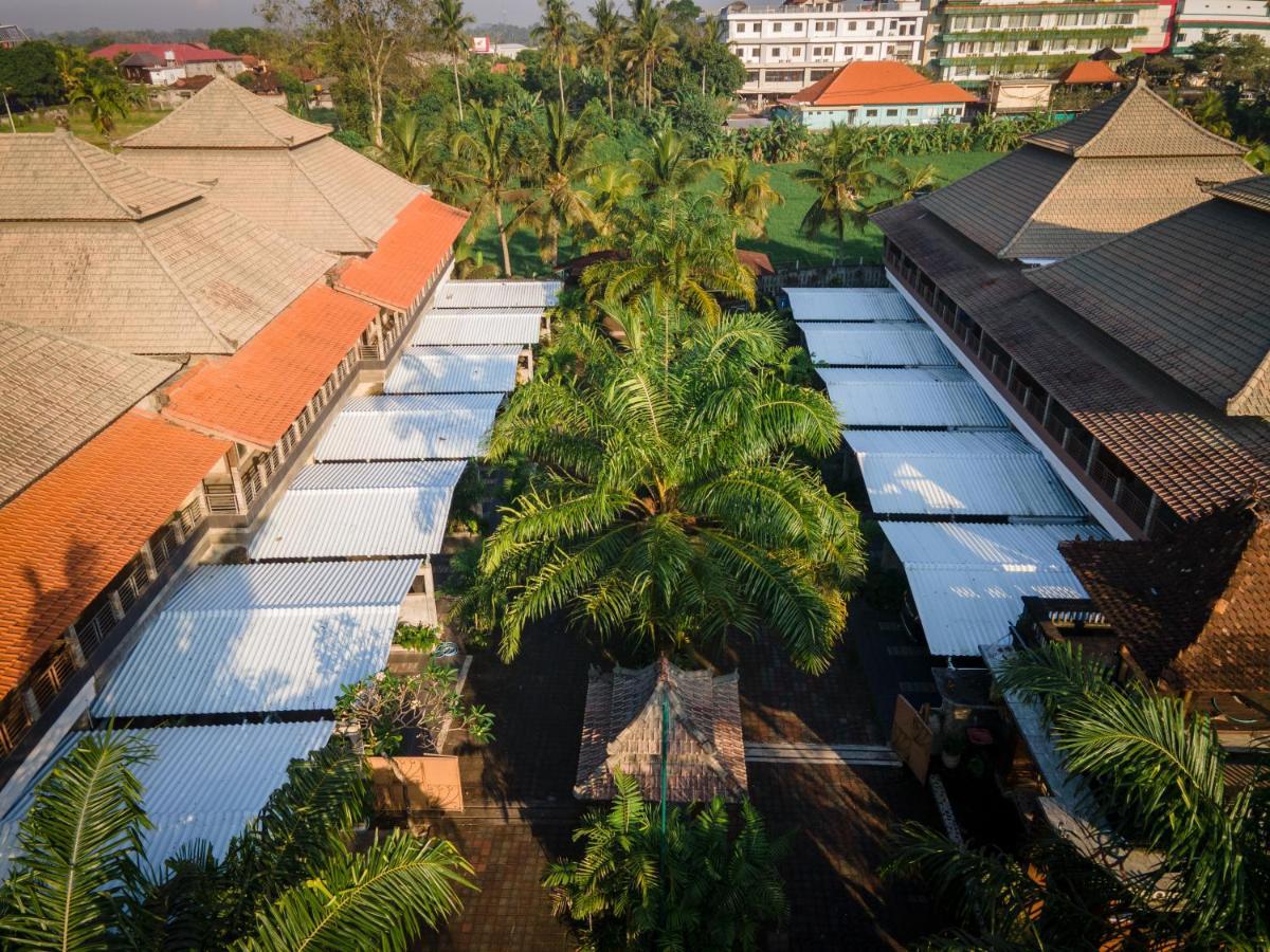 Townhouse, Pool & Kitchen, Ubud, Cucus Mondokアパートホテル エクステリア 写真